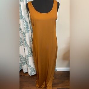 Women long sleeve less 2Xl dress split in the back plus size